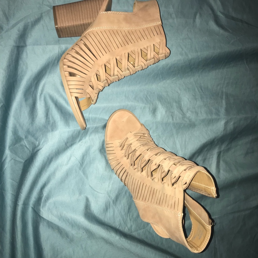 4 inch wedge/bootie
